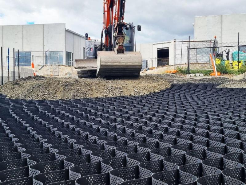 designing-a-heavy-duty-pavement-for-a-container-yard-presto-geoweb-case-study-img1-1690X831