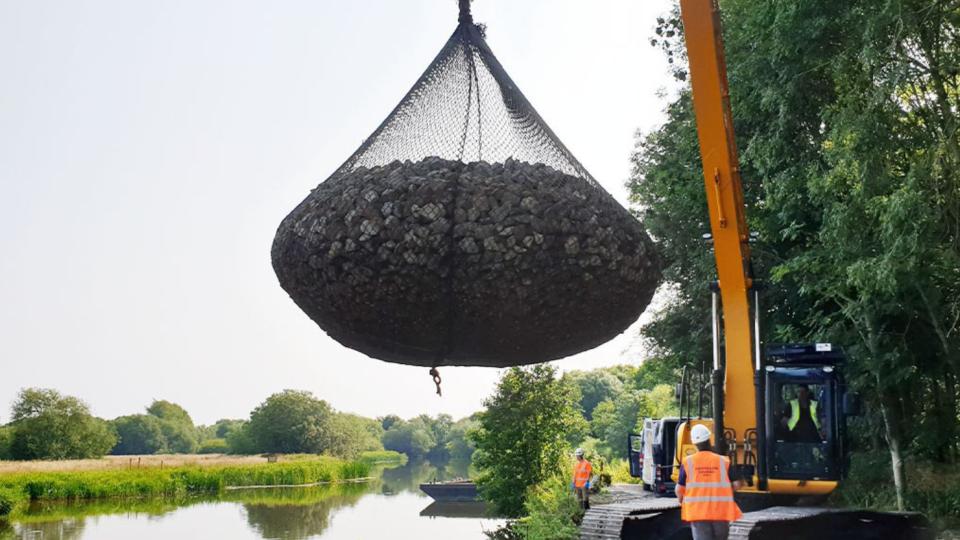 protecting-an-exposed-gas-pipe-on-river-avon-with-aquarockbag-case-study-1690X831